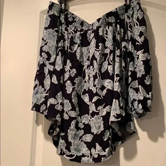 Splendid Off-Shoulder Print Top Blue - Picture 1 of 5